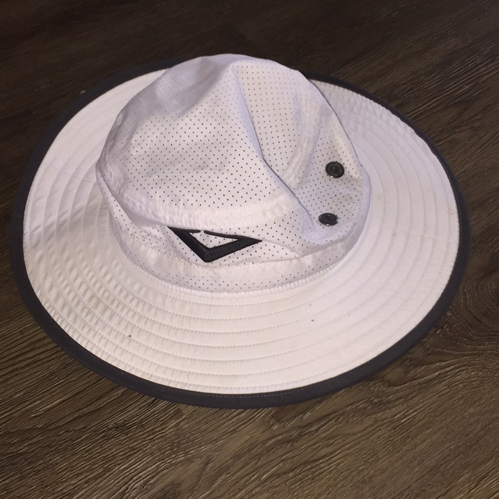 Evoshield White Sports Bucket Hat
